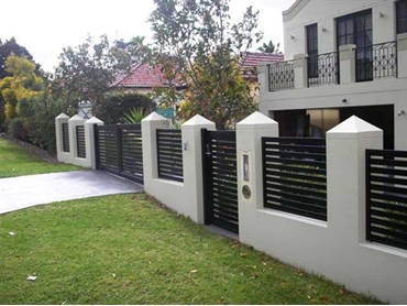 Superior-Steel-Aluminium-and-COLORBOND-Steel-Fencing-and-Gates Black Boundary Fence