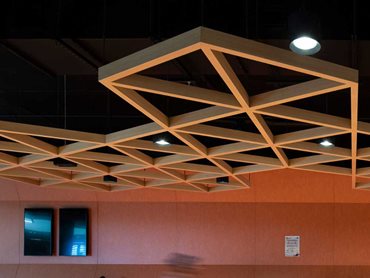 MAXI Beams can diffuse sound, improving the room’s acoustics