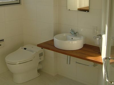PUDA student accommodation bathrooms
