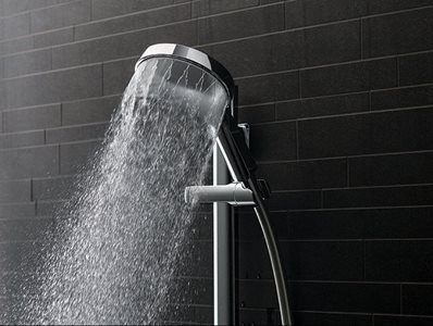 Methven Aio Rail Shower with Aurajet® technology, Chrome