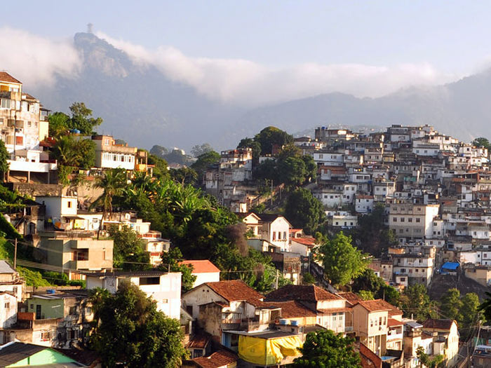 Rio-s-Santa-Teresa-neighbourhood-features-favelas.jpg