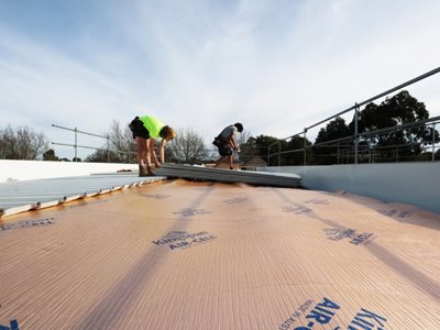 Kingspan AIR-CELL Insulbreak Roof Installation