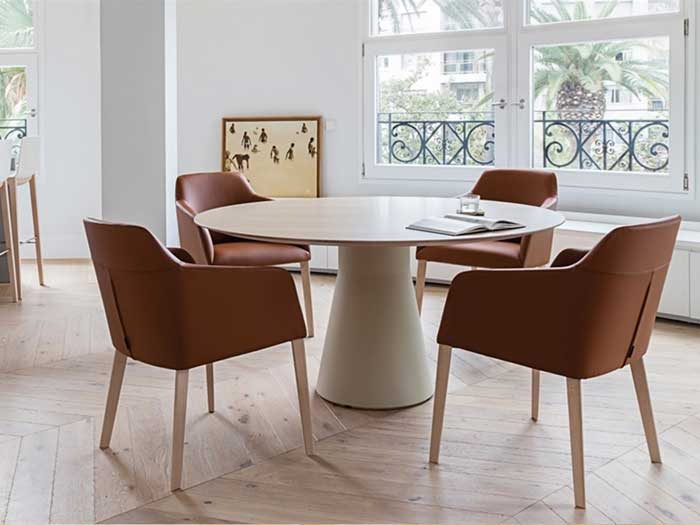 Andreu World Reverse table