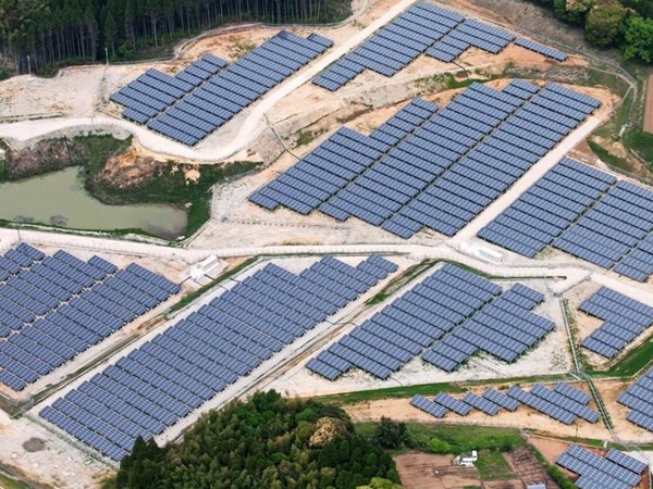 Part of a completed solar project on an old golf course in the Miyazaki prefecture. Image: Kyocera. Source: Quartz