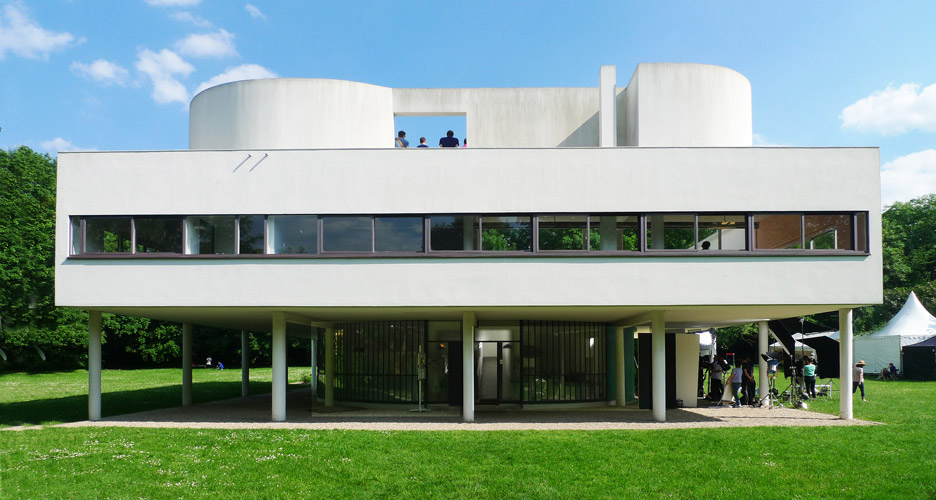 Villa-Savoye-near-Paris-France_Le-Corbusier_UNESCO_Flickr-august-fischer_dezeen_936_0-1.jpg