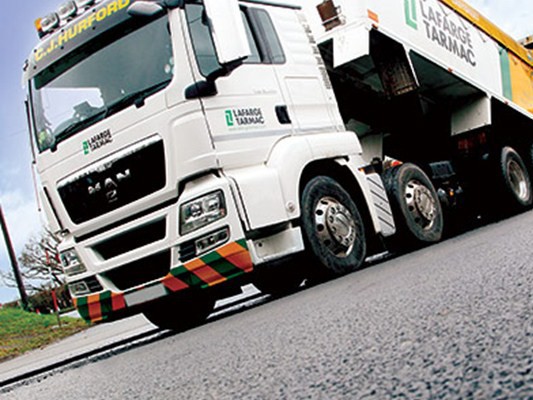A Larfarge Tarmac lorry. Image: Carbon Trust
