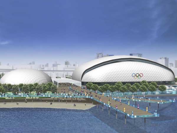 The Olympics Aquatic Centre in the Yumenoshima district
