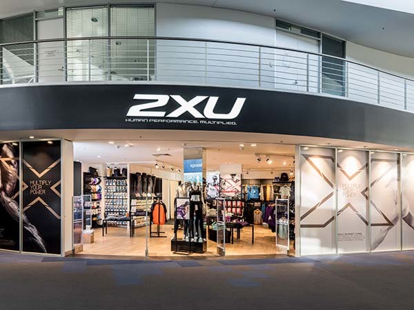 kabine Konkurrere olie 2XU sports store lighting features LED fittings from Aglo | Architecture &  Design