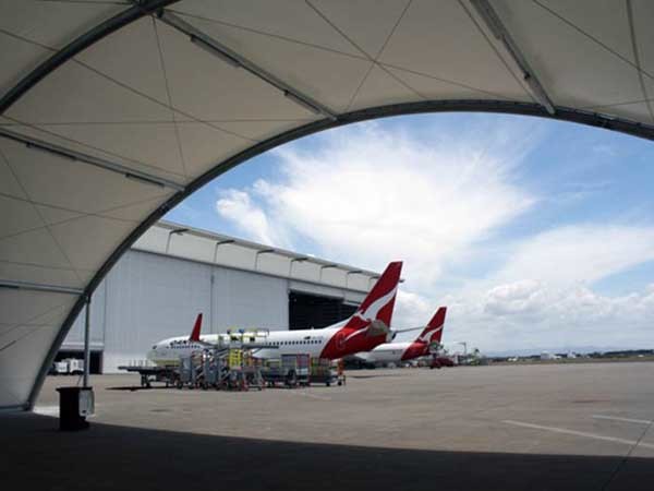 Greenline tensioned membrane structure protecting Qantas’ ground support equipment