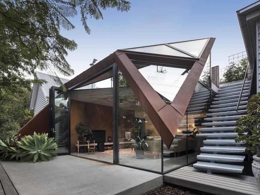 The Leaf House by Damian Rogers Architecture has been shortlisted in the Residential Architecture - Alterations &amp; Additions category. Photography by Alessandro Cerutti
