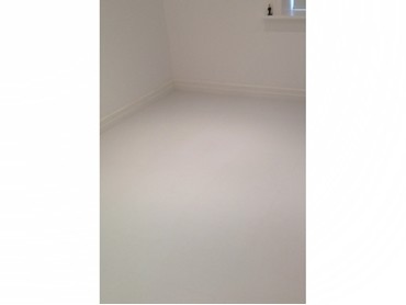 Roppe White Rubber Flooring For A Children S Bedroom