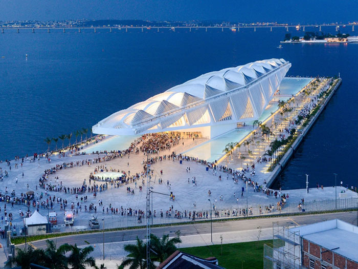 Museum of Tomorrow by Santiago Calatrava Architects Engineers