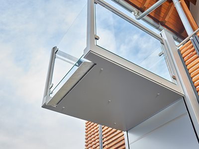 Unaporte Platform Wheelchair Lift Bottom View