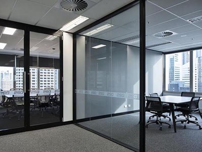 Bris Aluminium Supreme Partition System In Office Meeting Room Interior