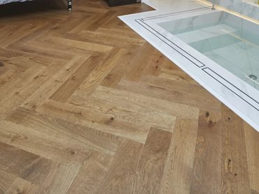 Lucerne Rustic from Havwoods Pureplank collection was chosen in a stunning herringbone design