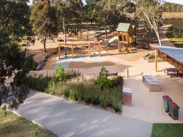 Ford Park, Ivanhoe offers vast open spaces, pathways and landscaped areas