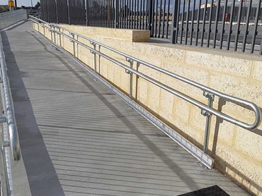 Moddex’s Conectabal commercial balustrades come with extra safety features such as double-offset handrails and kerb rails