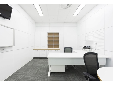 Shift Demountable Partitioning Systems from Formula Interiors l jpg
