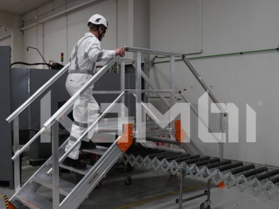 Kombi Aluminium Stairs Warehouse Interior