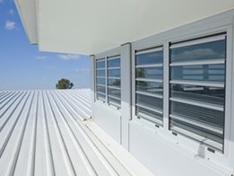 Louvre Windows: Extra wide spans, impenetrable security and weatherproof seals