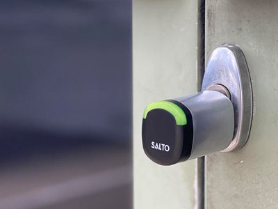 Neo Cylinder Product Image Close Up On Door Lock