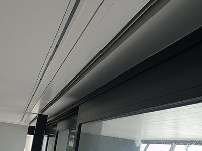 Vanda Flush Fit Track Standard Ceiling