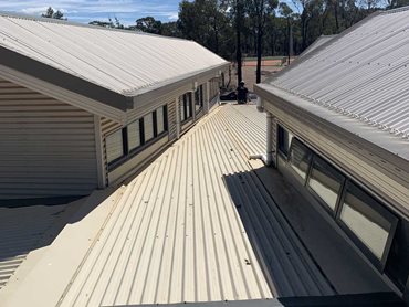 Located in a rural bushfire area, the school needed an ember guard solution that could meet AS 3959/1999 BAL29 rating 