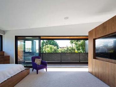 North Bondi home interiors with Mafi timber