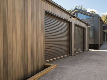 Innoclad cladding in Brushed Urban Oak achieved the architect’s original intent to create the look of natural timber