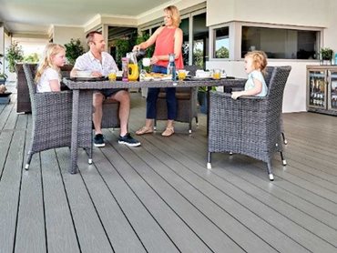 Composite decking requires very little maintenance – meaning you have more time for enjoyment during the weekends. 