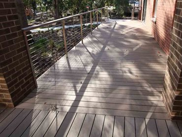 Decking with Futurewood’s CleverDeck Original composite timber 