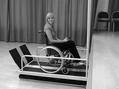 Portable Wheelchair Lift Black and White