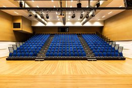  Fixed Retractable Seating: flexibility between seating needs and requirements