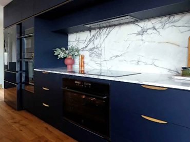 To design a showstopper kitchen, Hayden and Sara invested in Electrolux's French Door Refrigerator, Pyrolytic Oven and Induction Cooktop