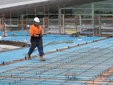 Adelaide Convention Centre – Installation of KingFlor KF70 steel flooring