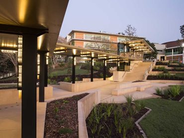 Equideck flat roofing panels on the UQ St Lucia Campus walkway