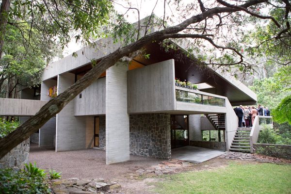 Harry and Penelope Seidler House exterior