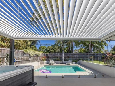 DECO Australia Opening Louvre Roof Systems Daytime Pool