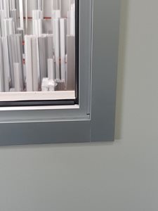 Detailed image of Bris Aluminium flexible office partitioning system