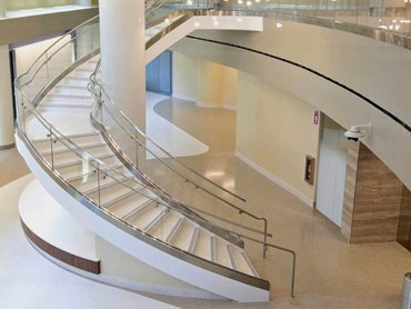 Glasshape ensured accuracy in the production of the 14.28mm laminated bent glass for the staircase