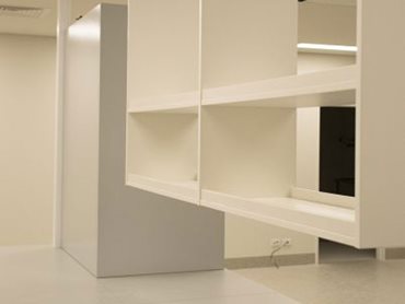 Reception desks, medical side tables, cabinetry, washbasins, custom joinery and toilet partitions were supplied by Maxton Fox