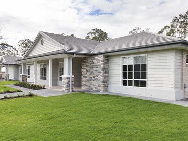 Horizon roof tiles deliver a streamlined look to integrate with the Hamptons style.