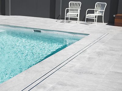 Lauxes Grates Slimline Tile Insert Outdoor Pool