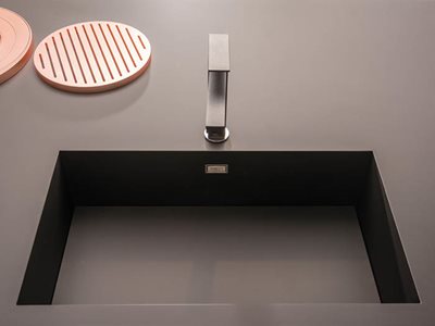 Nover Fenix Black Sink with Pink Detailing