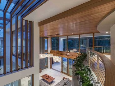 BINQ's fixed windows: Glazed doors and windows facilitate a connection with the beautiful outdoors