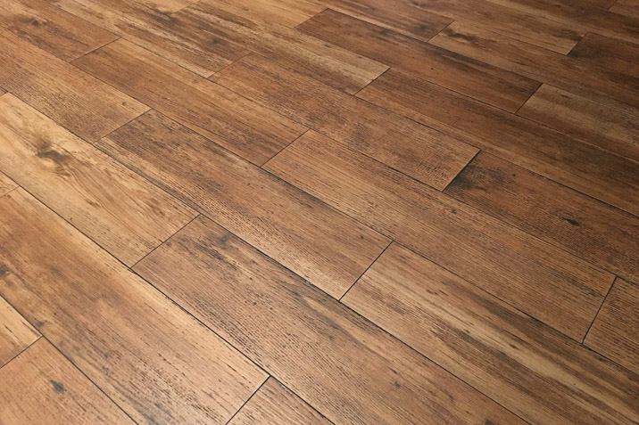diagonal hybrid flooring light wood medium wood staggered pattern