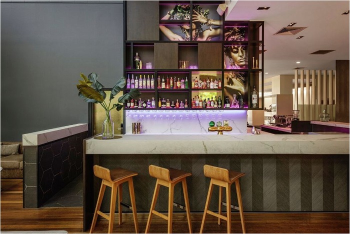 Amora Hotel Brisbane bar