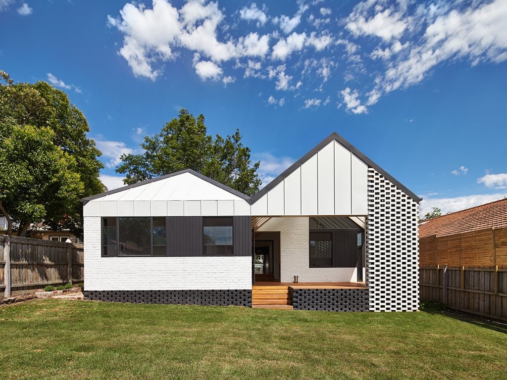 Opening up: Hip & Gable by Architecture Architecture 