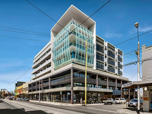 C. Kairouz Architects’ designs Australia’s first photovoltaic glass building
