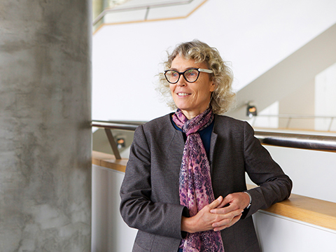 Professor Jane Burry wins architecture teaching award